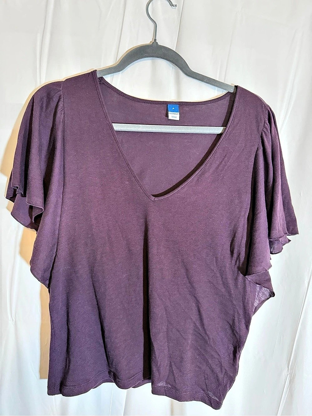 Old Navy V-Neck Flutter Sleeve Top Purple Size Medium